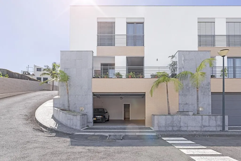 Villa Virtudes I By An Island Apart
